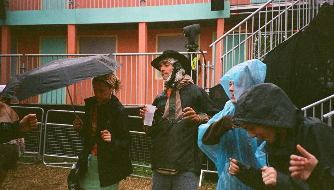 People dancing at the event